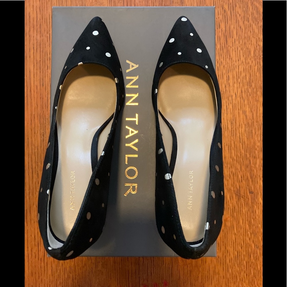 Ann Taylor - Eryn Suede Polka Dot Pumps - Black/Gold - Size 6.5